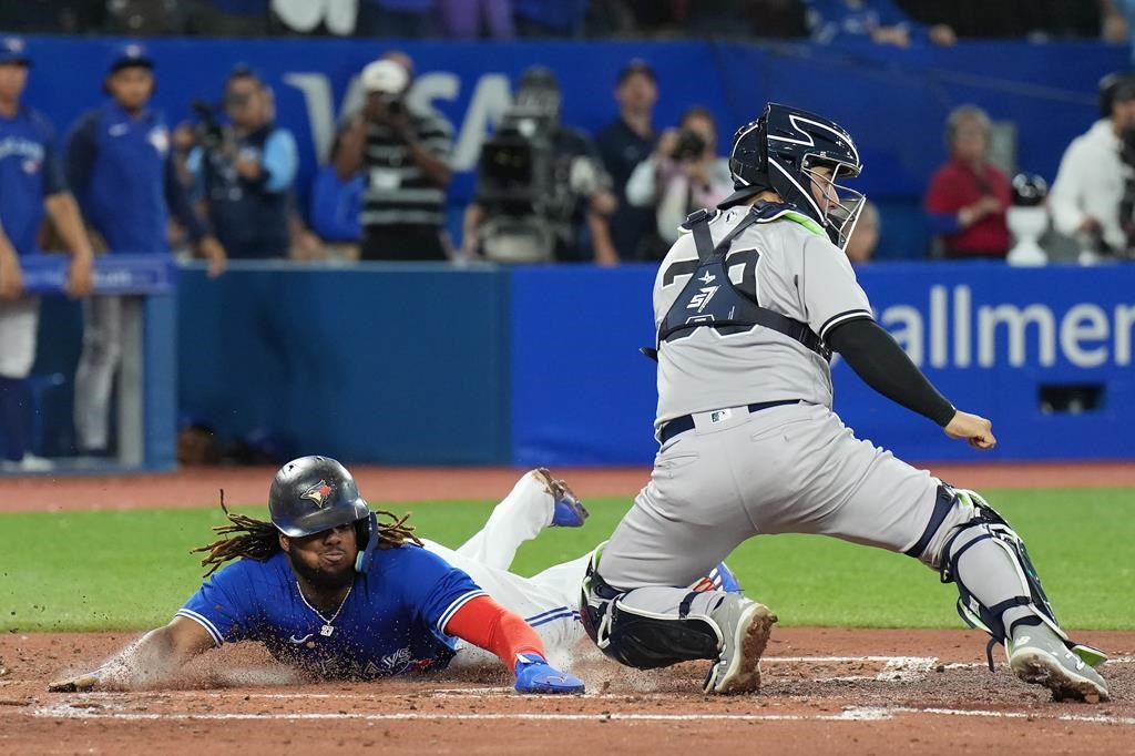 Guerrero Jr. secures walk-off win in 10th as Blue Jays contain Judge, beat  Yankees