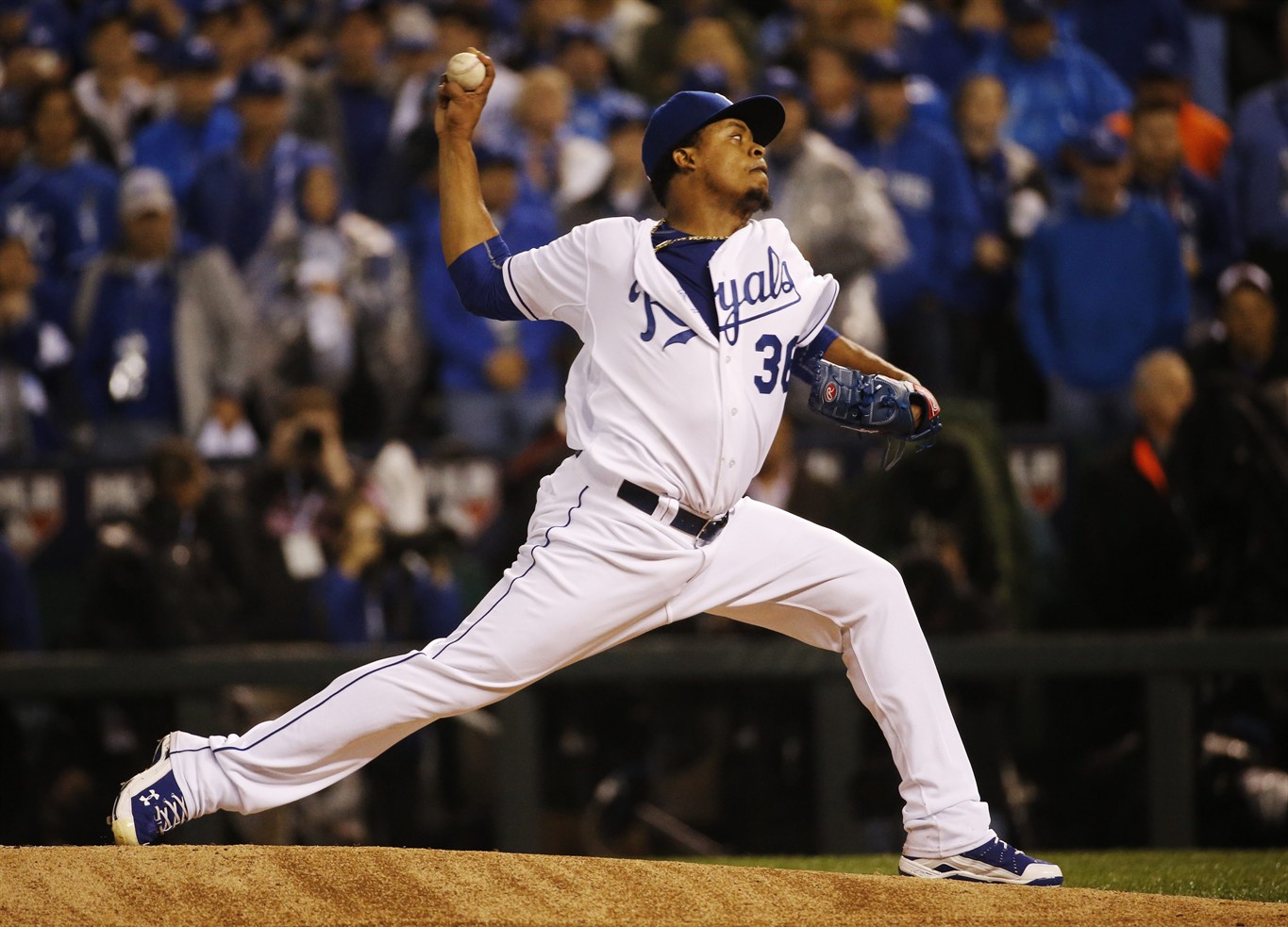 ABC News on X: JUST IN: Kansas City @Royals win the 2015 #WorldSeries 4-1  over the @Mets. First title since 1985.  / X