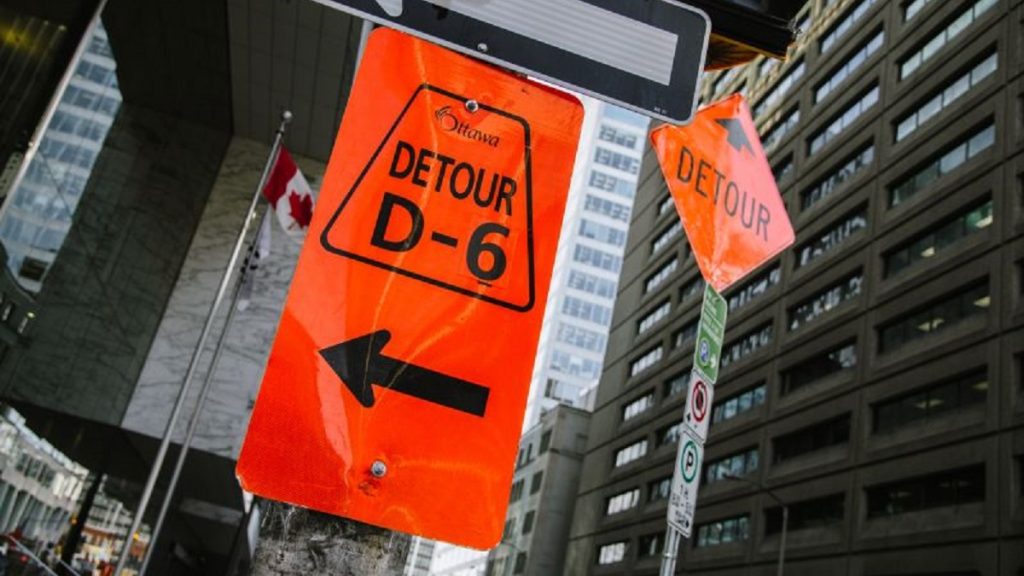 detour sign