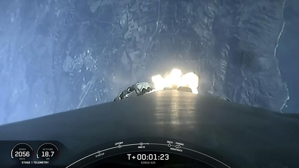 South Korea launches its first spy satellite after rival North Korea does the same
