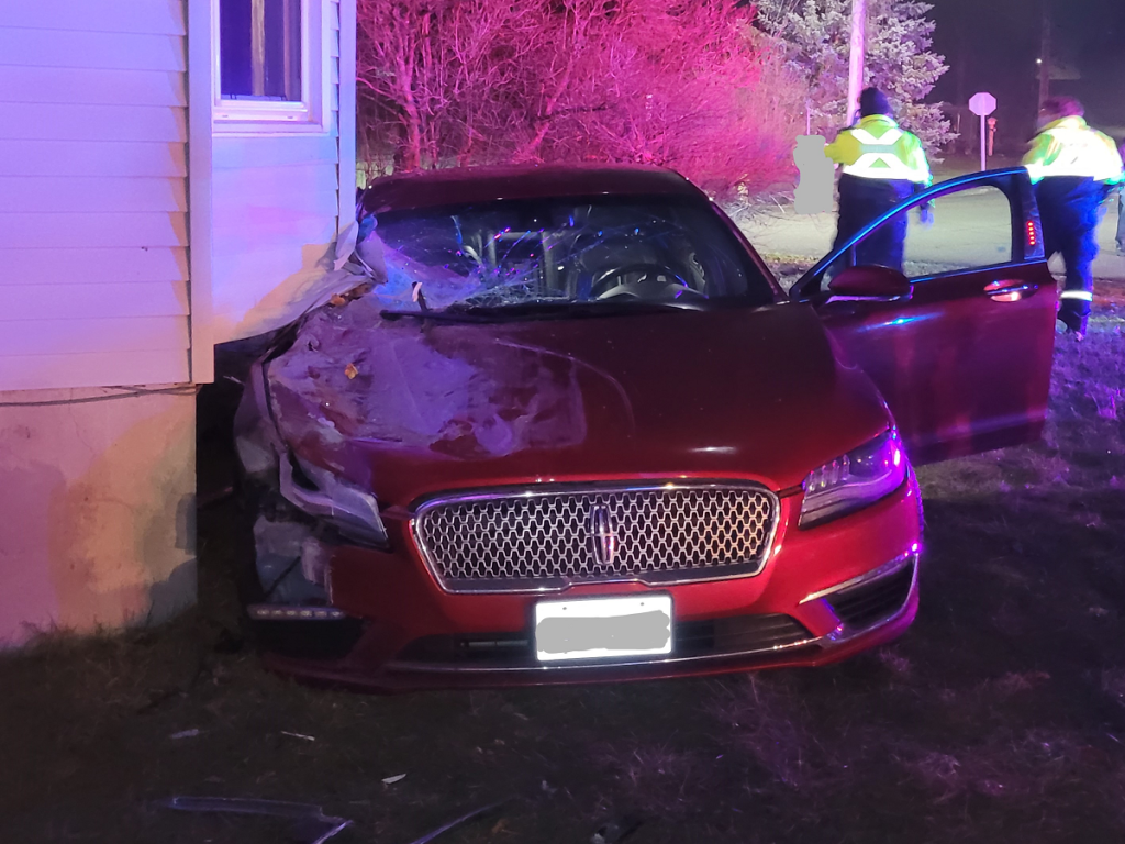 Drunk driver crashes into home in Merrickville Wolford on