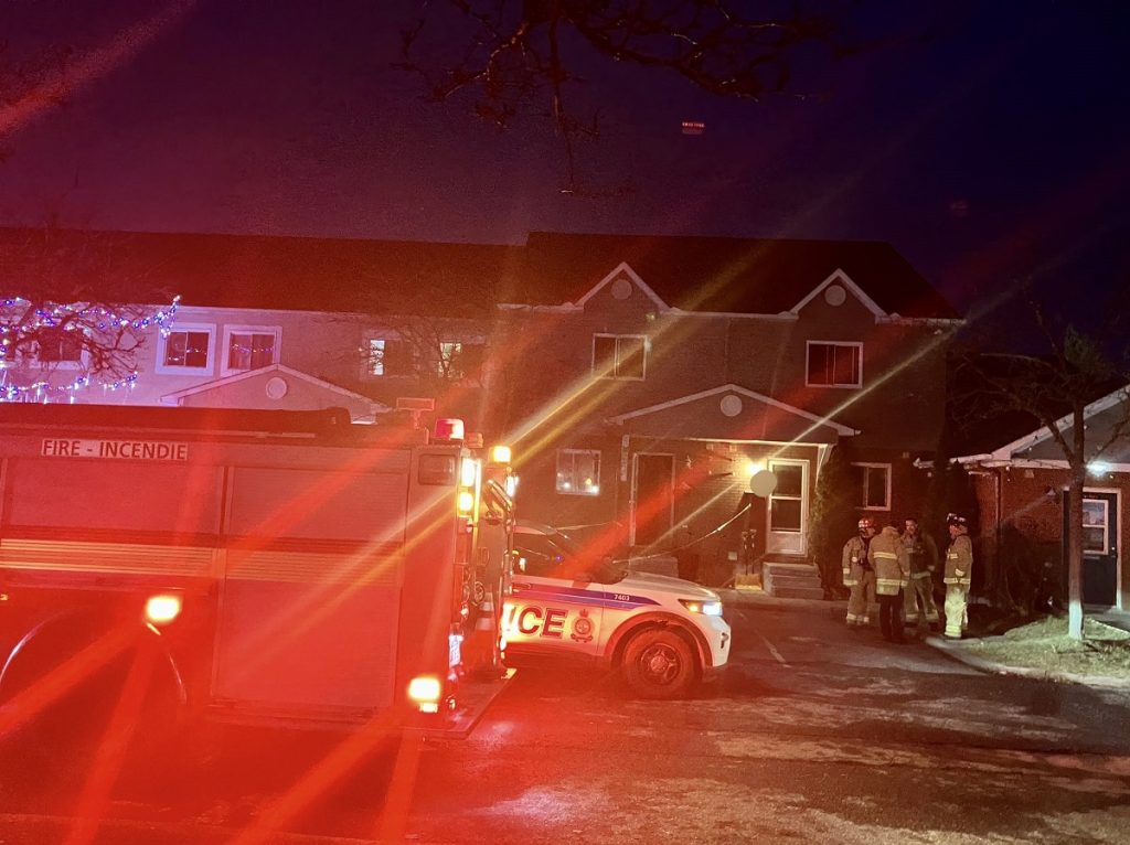 Firefighters rescue dog from kitchen fire in Kanata
