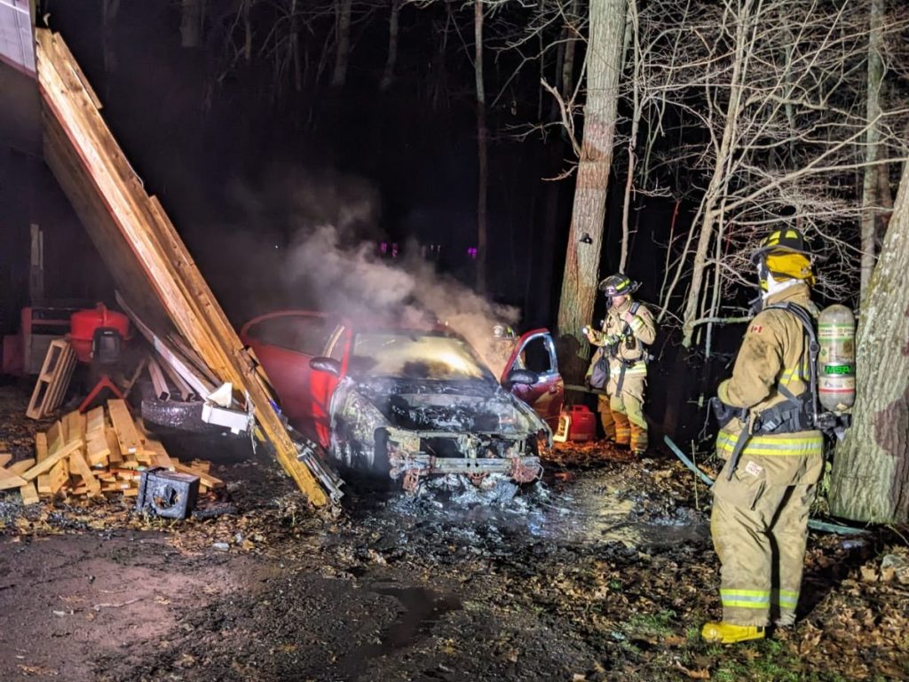Fire crews extinguish vehicle fire in east end
