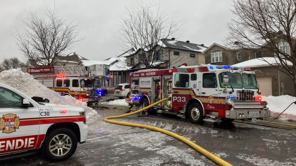 Firefighter injured in house fire in Ottawa's south end