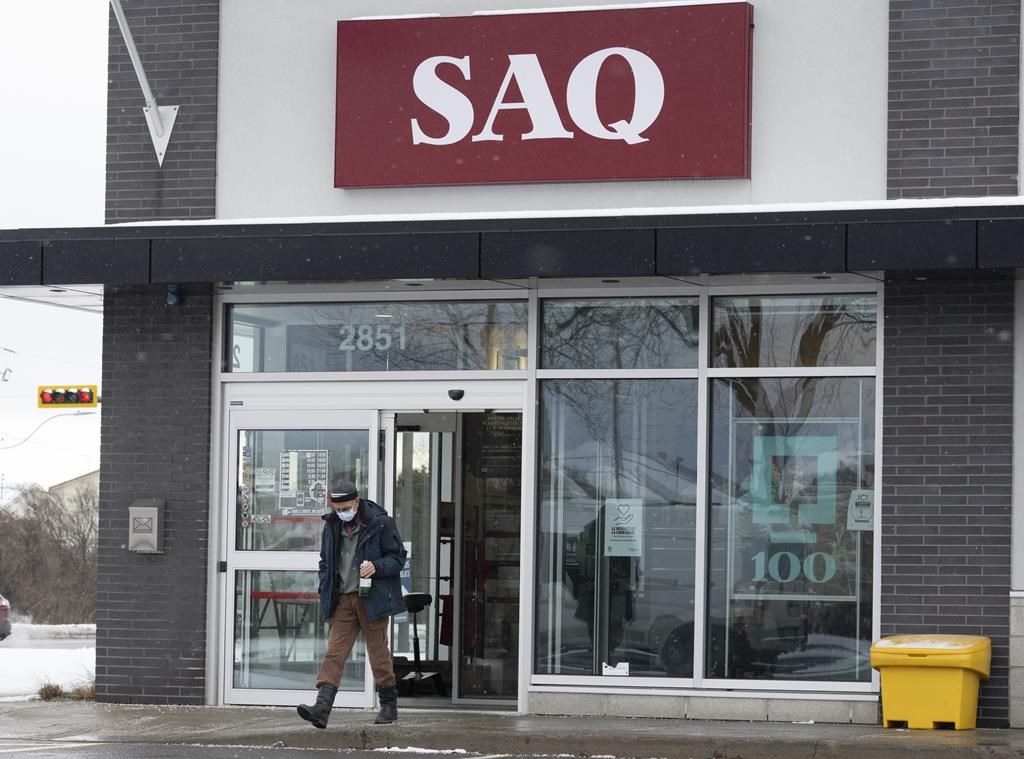 Quebec SAQ liquor store employees give green light for limited strike