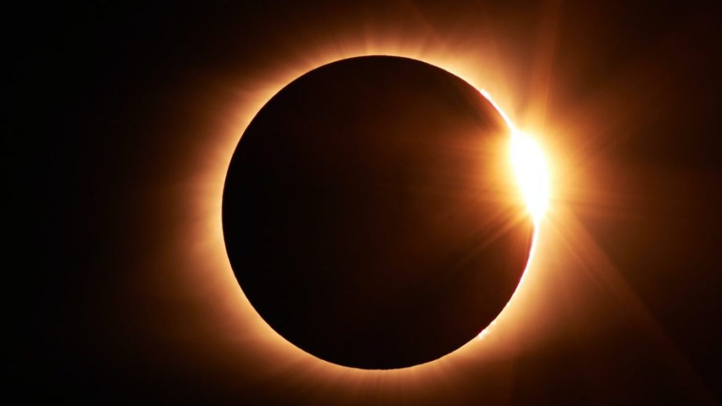Ahead of the eclipse, the OPP offers tips for Eastern Ontario viewers