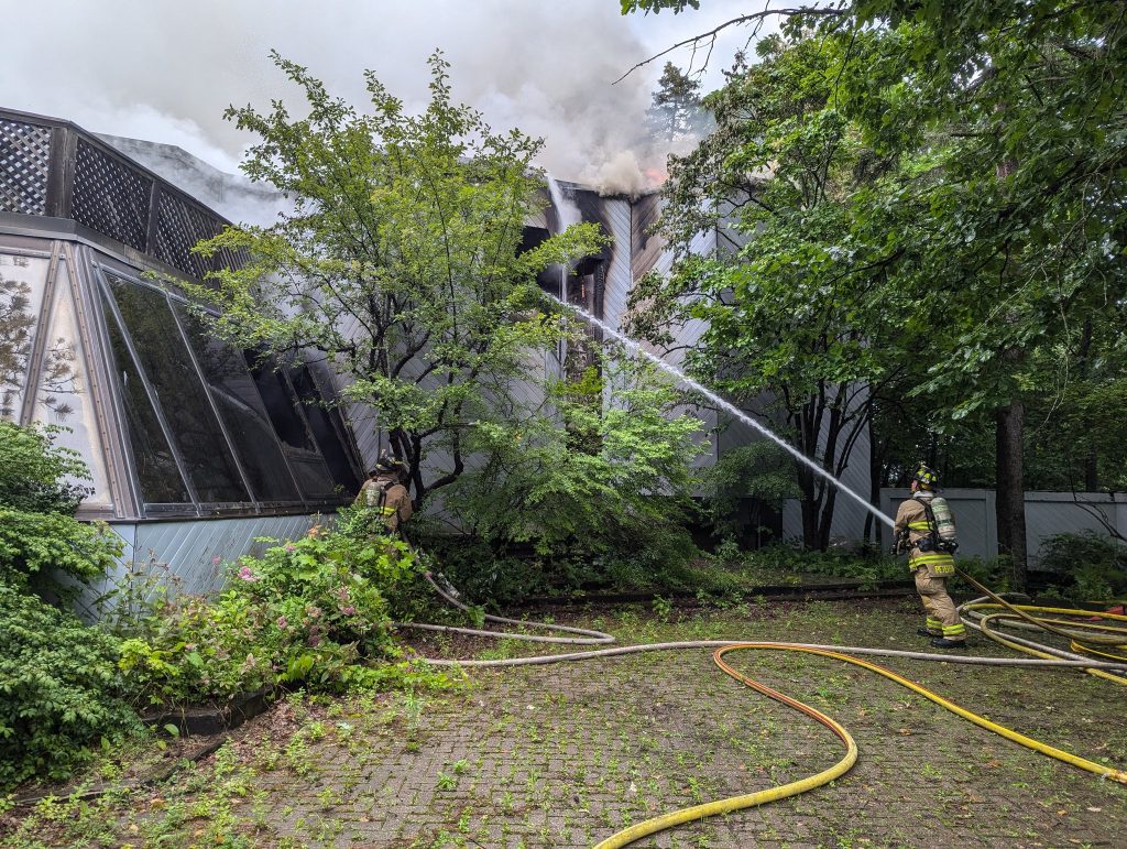 Ottawa firefighters spend over four hours tackling two-alarm blaze in Rockcliffe Park