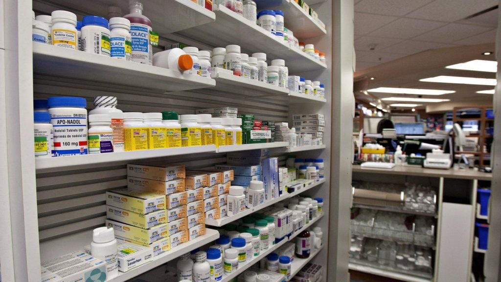 Ontario considering expanding pharmacists' powers to treat more common ailments