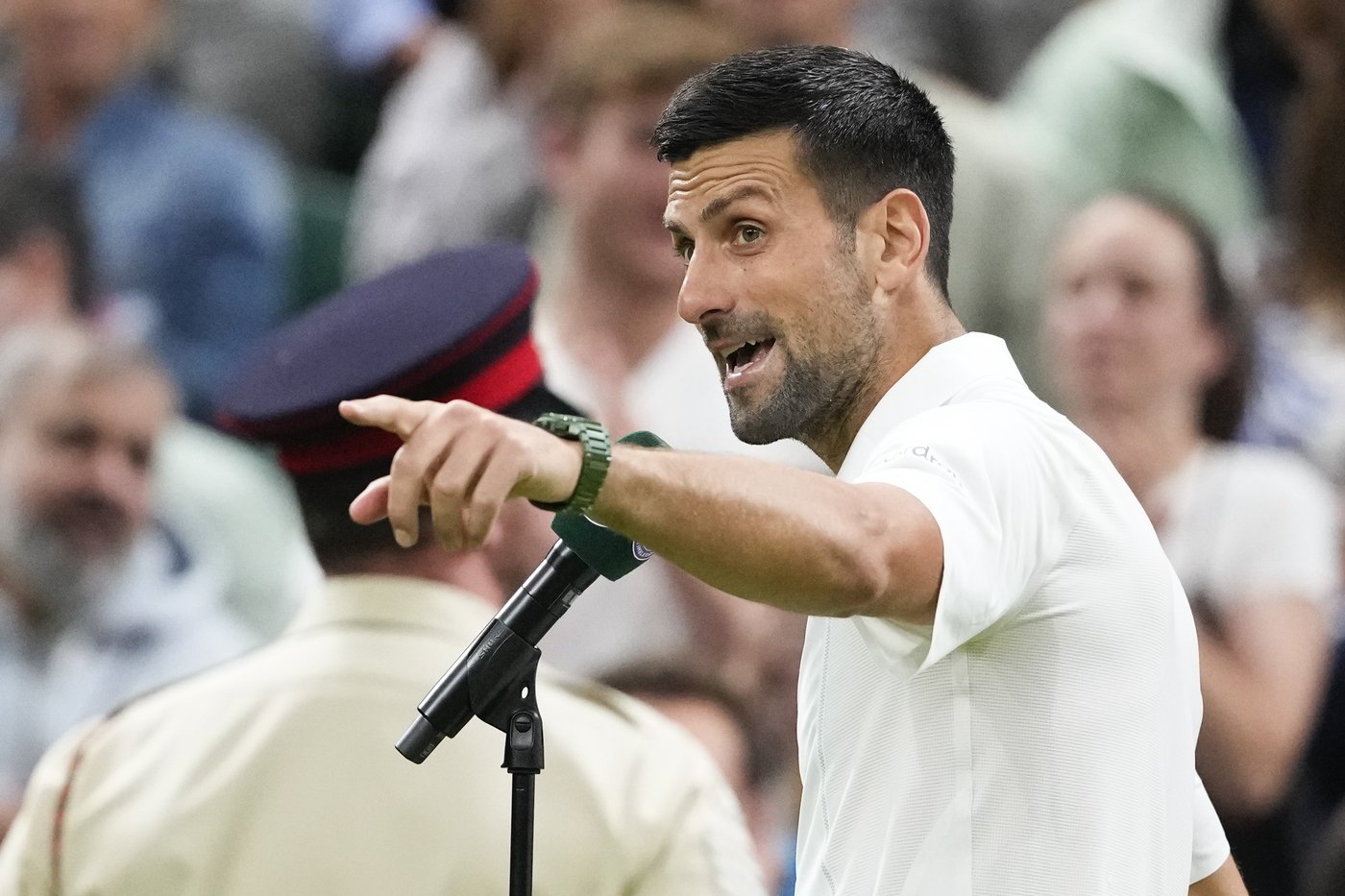 Novak Djokovic Uses Wimbledon Crowd's 'disrespect' As Fuel As He Moves ...