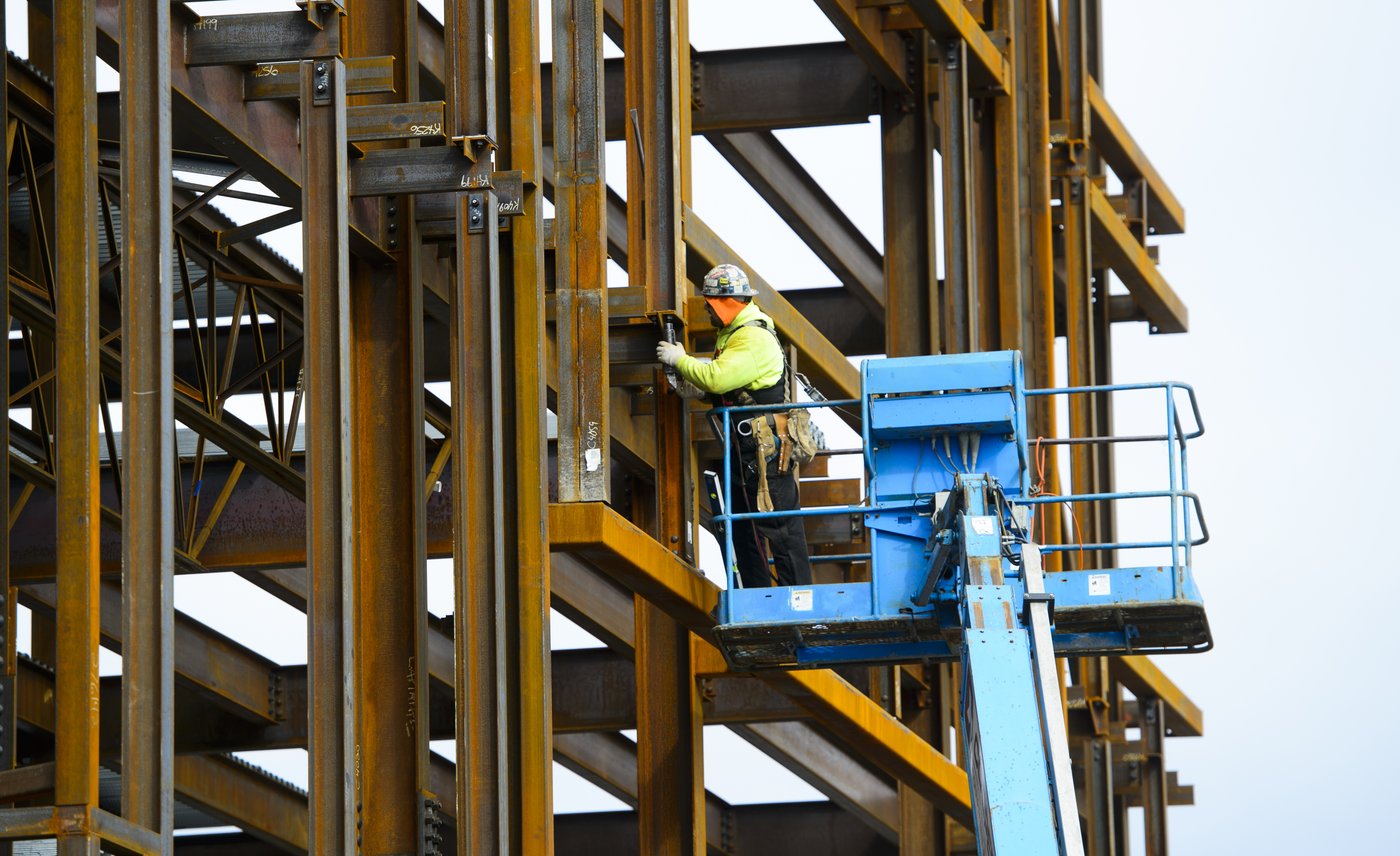 Canadian unemployment rate rose to 6.4% in June as jobs market stalls