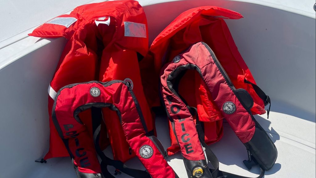 police lifejackets PFDs, ontario provincial police