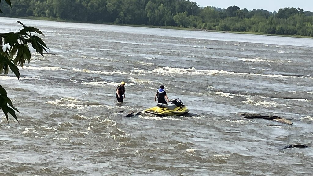 Ottawa Fire Services Water Rescue Team