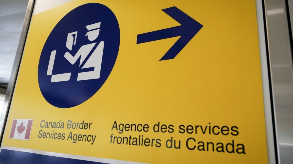 CBSA to use facial recognition app for people facing deportation: documents