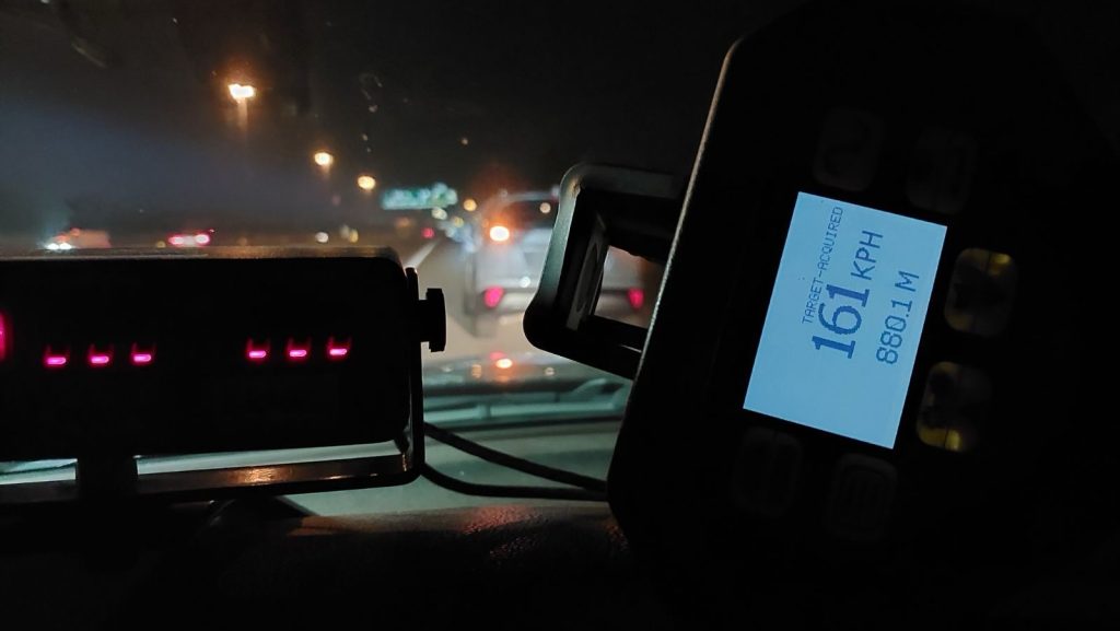 U.S. driver caught speeding claimed they were driving in miles per hour on Ottawa highway