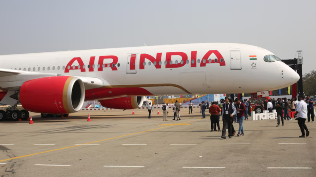 Air India passengers get a lift from RCAF after bomb scare forces landing in Nunavut