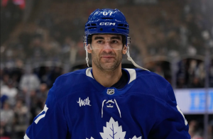Pacioretty draws in for Maple Leafs in Game 3 against Ottawa, Robertson out