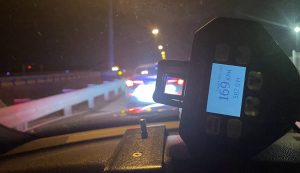 Four people caught on one stretch of Hwy. 417 stunt driving