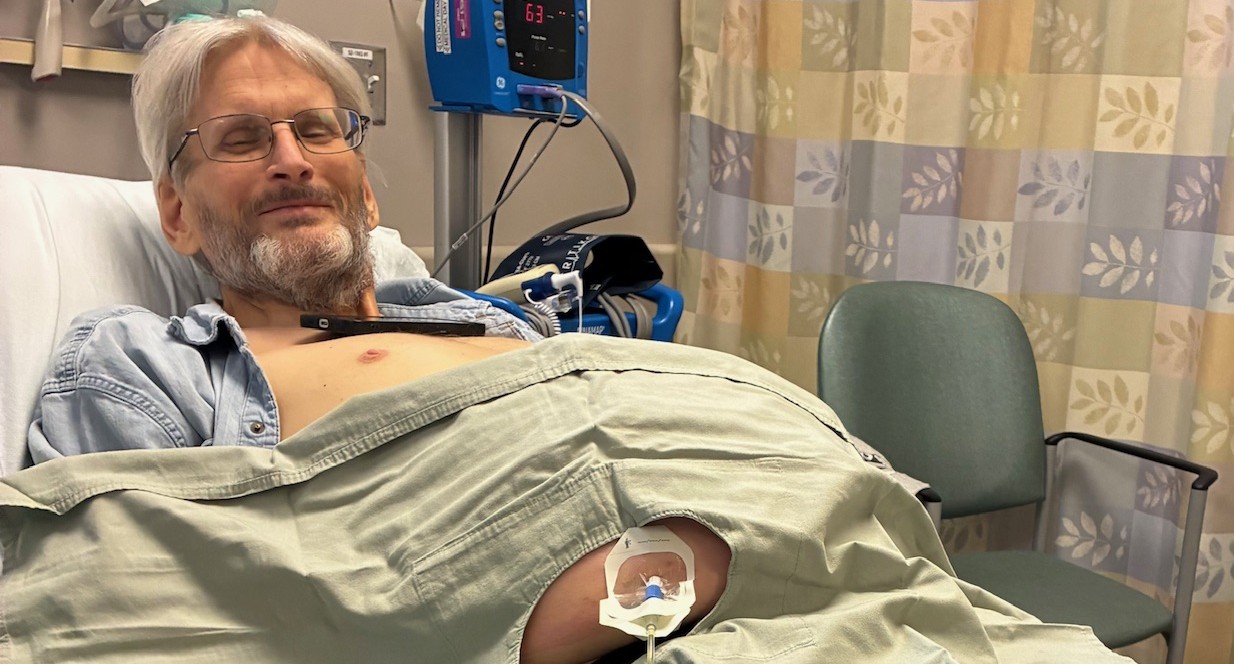 Ottawa man risks dying on liver wait list unless donor is found